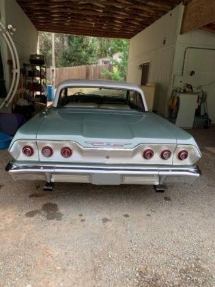 1963 Chevrolet Impala Automatic 2-Door Hardtop