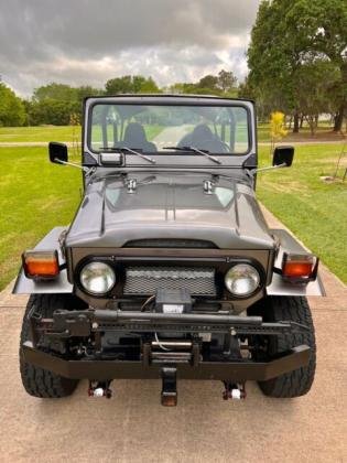 1977 Toyota FJ40 Land Cruiser Restored