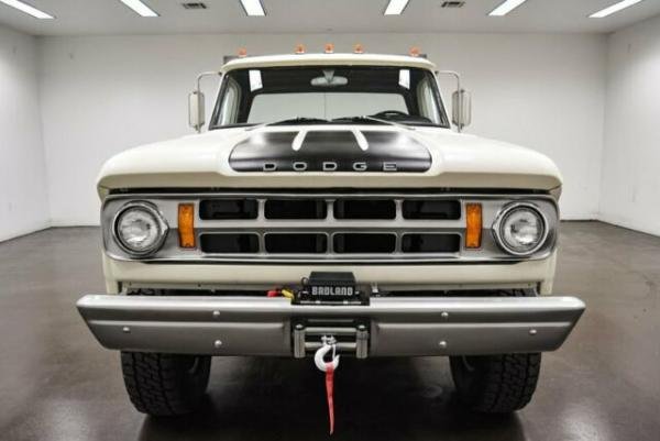 1968 Dodge Power Wagon 4x4 318 Poly