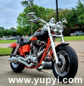 2009 Harley-Davidson Dyna CVO Fatbob Low Miles!