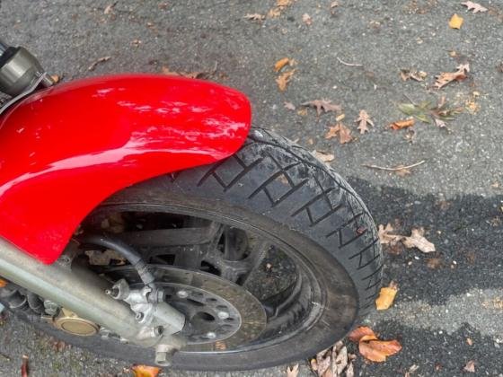 1985 Yamaha RZ500 Sport Bike Red