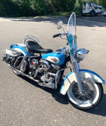 1959 Harley-Davidson FL Duo-Glide 1200 in Blue-Birch White Paint