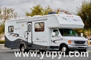 2008 Bigfoot Class C Motorhome Low Mileage!