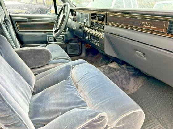 1983 Lincoln Mark VI Series Sedan 5.0L