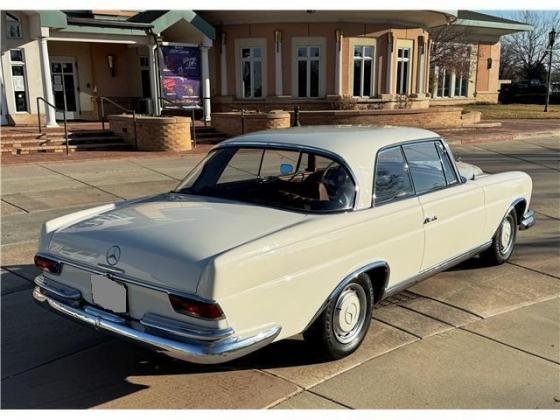 1964 Mercedes 200-Series 220SE Coupe 2 Door Hardtop