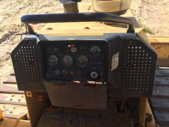 1990 John Deere 450-G Dozer