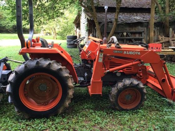 1994 Kubota L2350DT 4WD Tractor LB400 Bucket