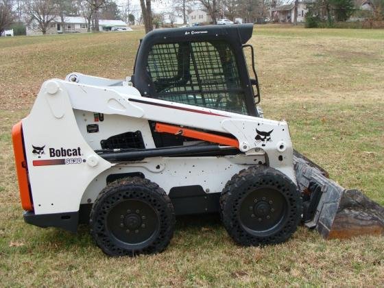 2012 Bobcat S630 Skid Loader W/Full Cab Heat & Air