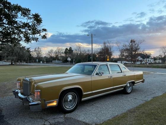 1978 Lincoln Continental Town Car Sedan Automatic 460 V8