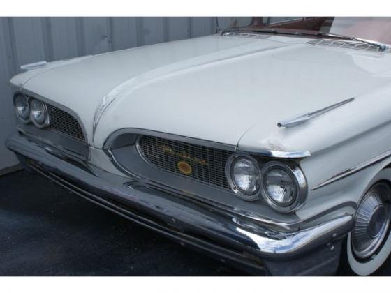 1959 Pontiac Star Chief Vista Hardtop